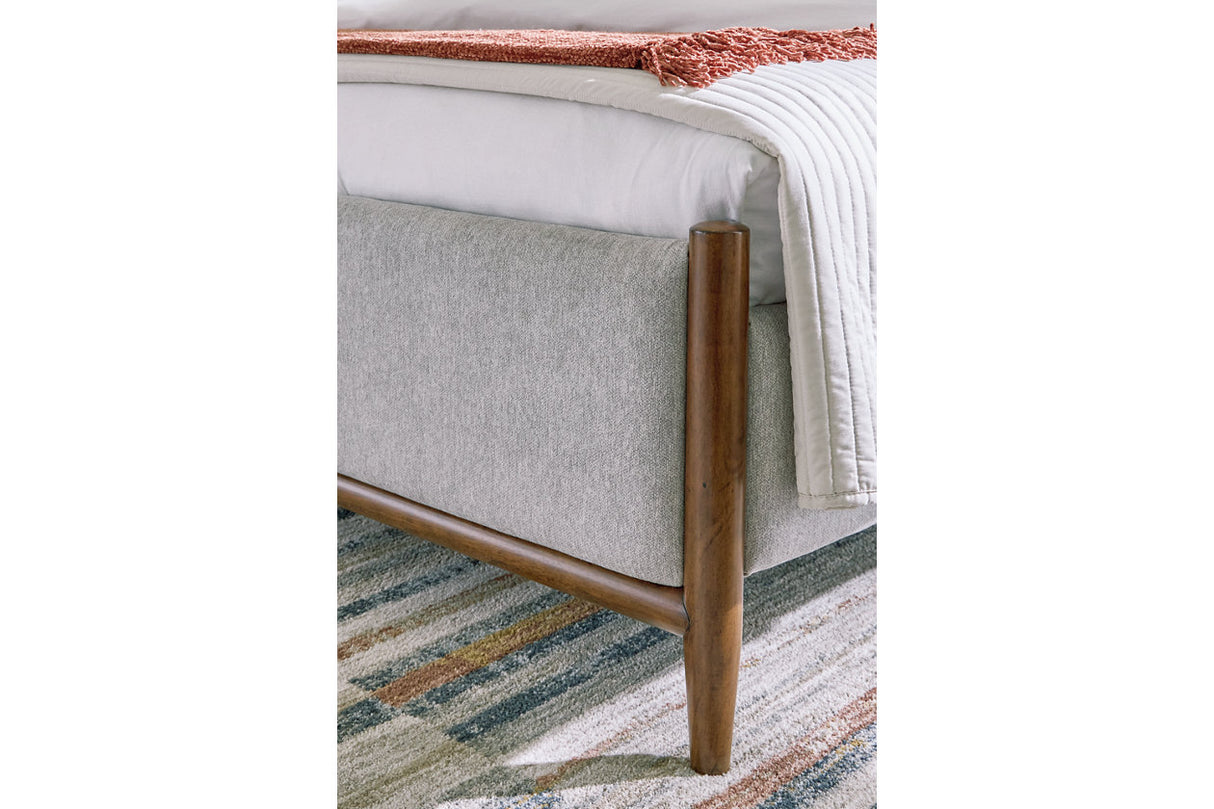 Lyncott Brown Queen Upholstered Panel Bed from Ashley - Luna Furniture