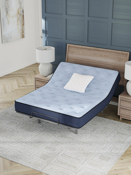 Dellyn 10 Hybrid Light Blue Twin Mattress from Ashley Furniture - Luna Furniture