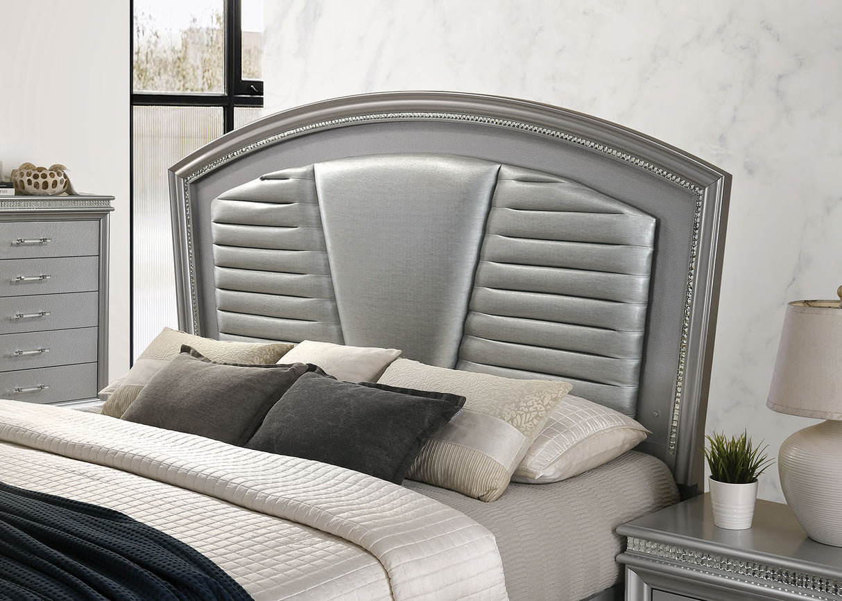Maddie Silver Queen Bed from Furniture of America - Luna Furniture