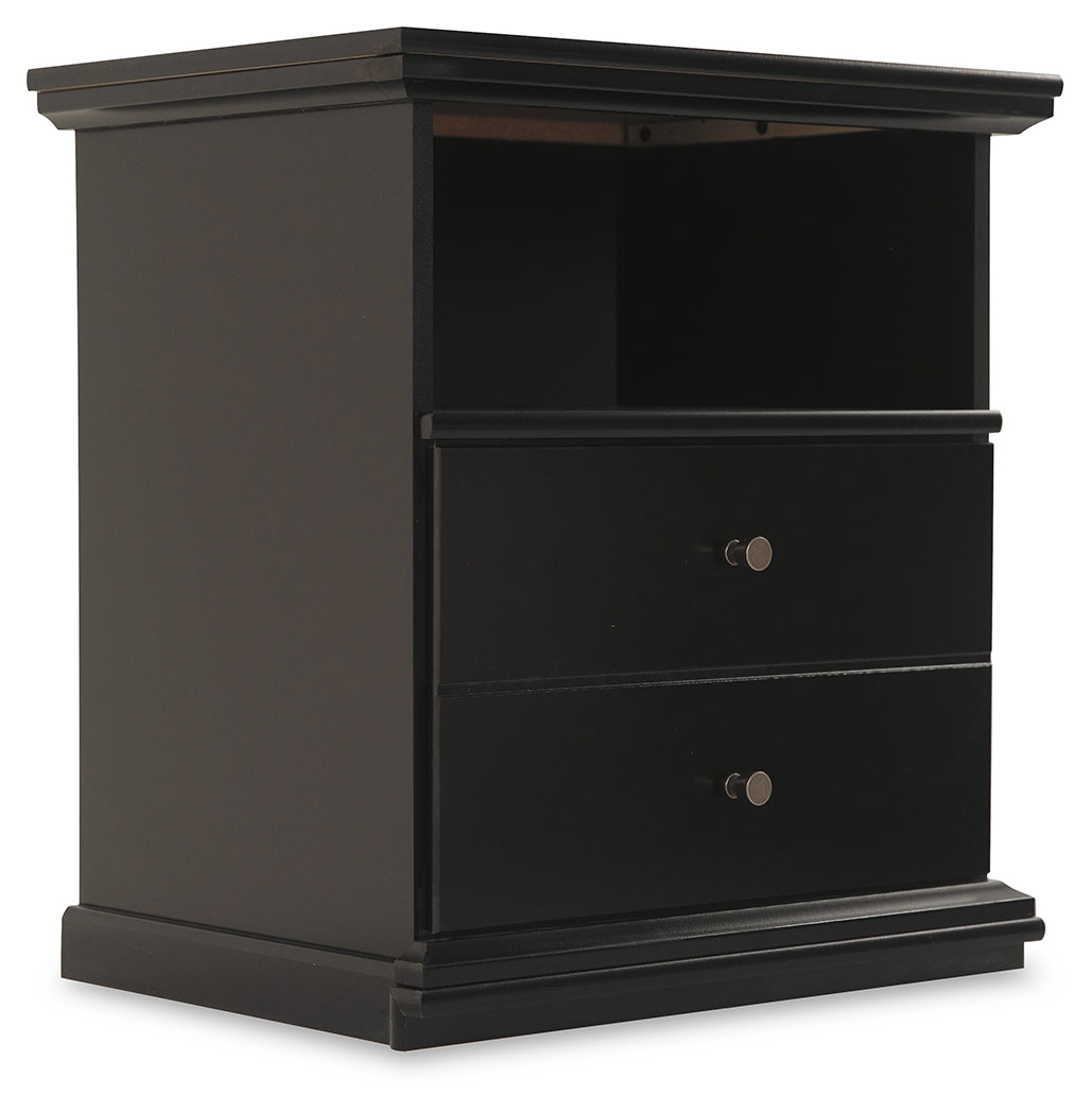 Maribel Full Panel Bed with Mirrored Dresser, Chest and 2 Nightstands in Black from Ashley - Luna Furniture
