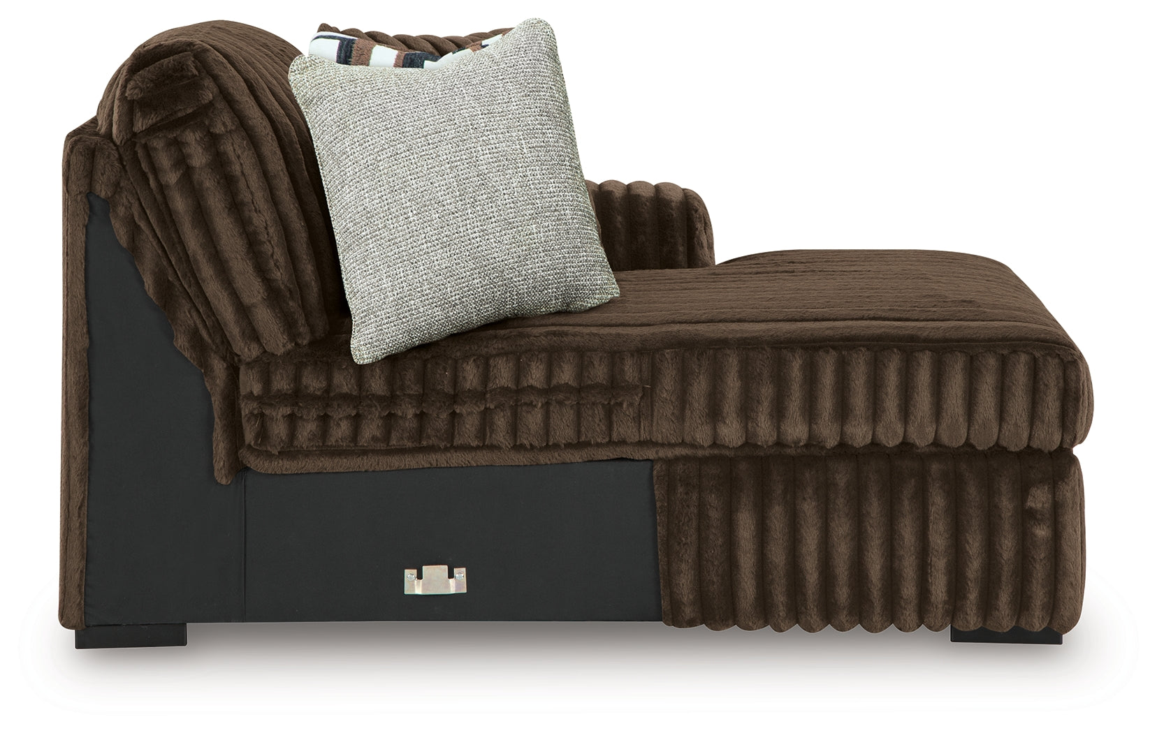 Midnight-Madness 4-Piece Sectional and Oversized Chair – Luna