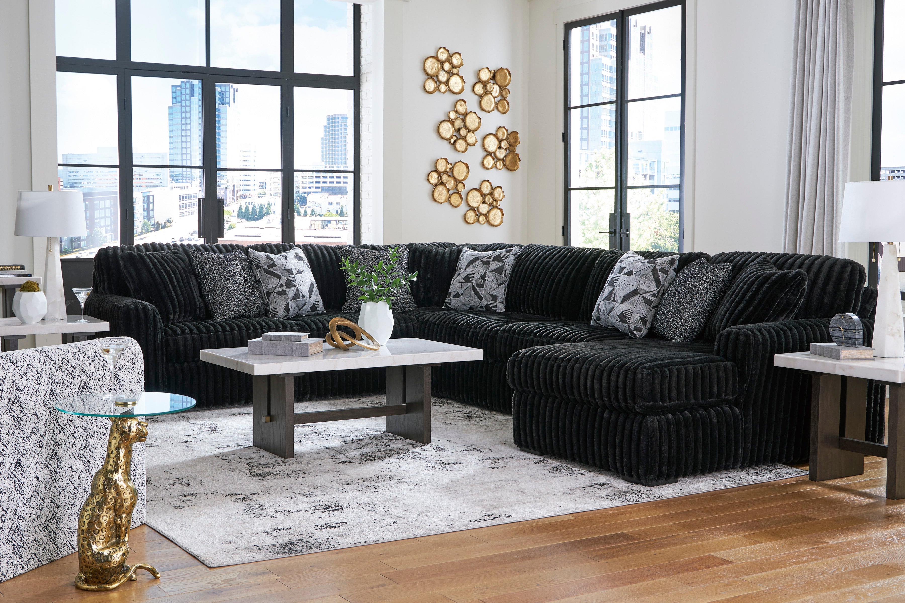 Midnight-Madness 4-Piece Sectional with Ottoman in Onyx – Luna