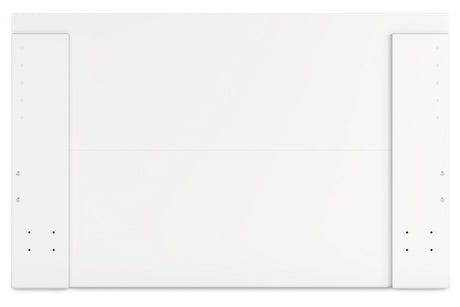 Onita White Queen Platform Bed from Ashley - Luna Furniture