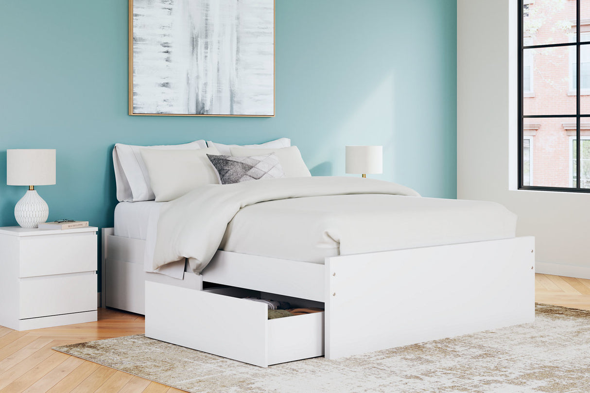 Onita White Queen Storage Platform Base Bed with 4 Drawers from Ashley Furniture - Luna Furniture
