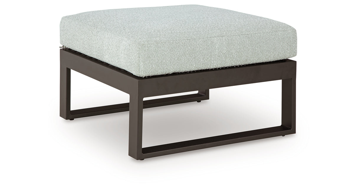 Beachloft 5-Piece Outdoor Sectional with Ottoman in Black/Gray from Ashley - Luna Furniture