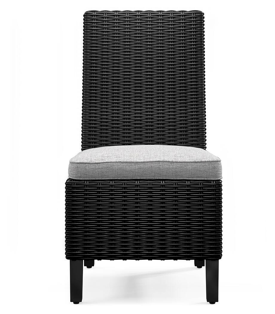 Beachcroft Outdoor Dining Table and 4 Chairs in Black/Light Gray from Ashley Furniture - Luna Furniture