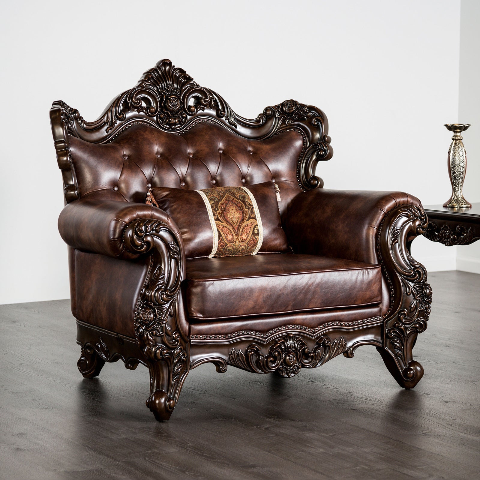 ダークブラウン アンティークチェア Palencia Dark Cherry/Brown Chair – Luna Furniture