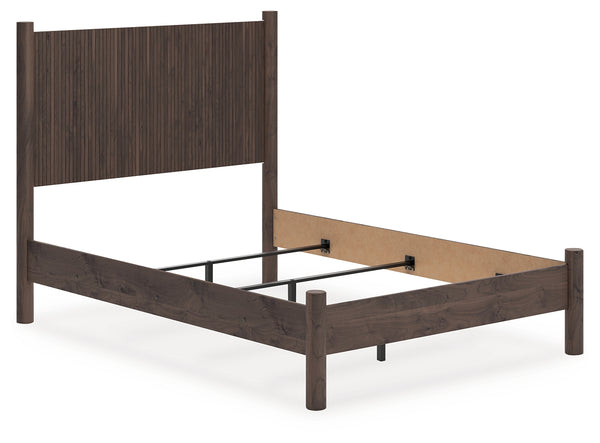 Pamytta Brown Full Panel Bed