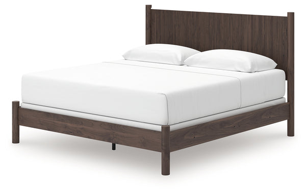 Pamytta Brown King Panel Bed