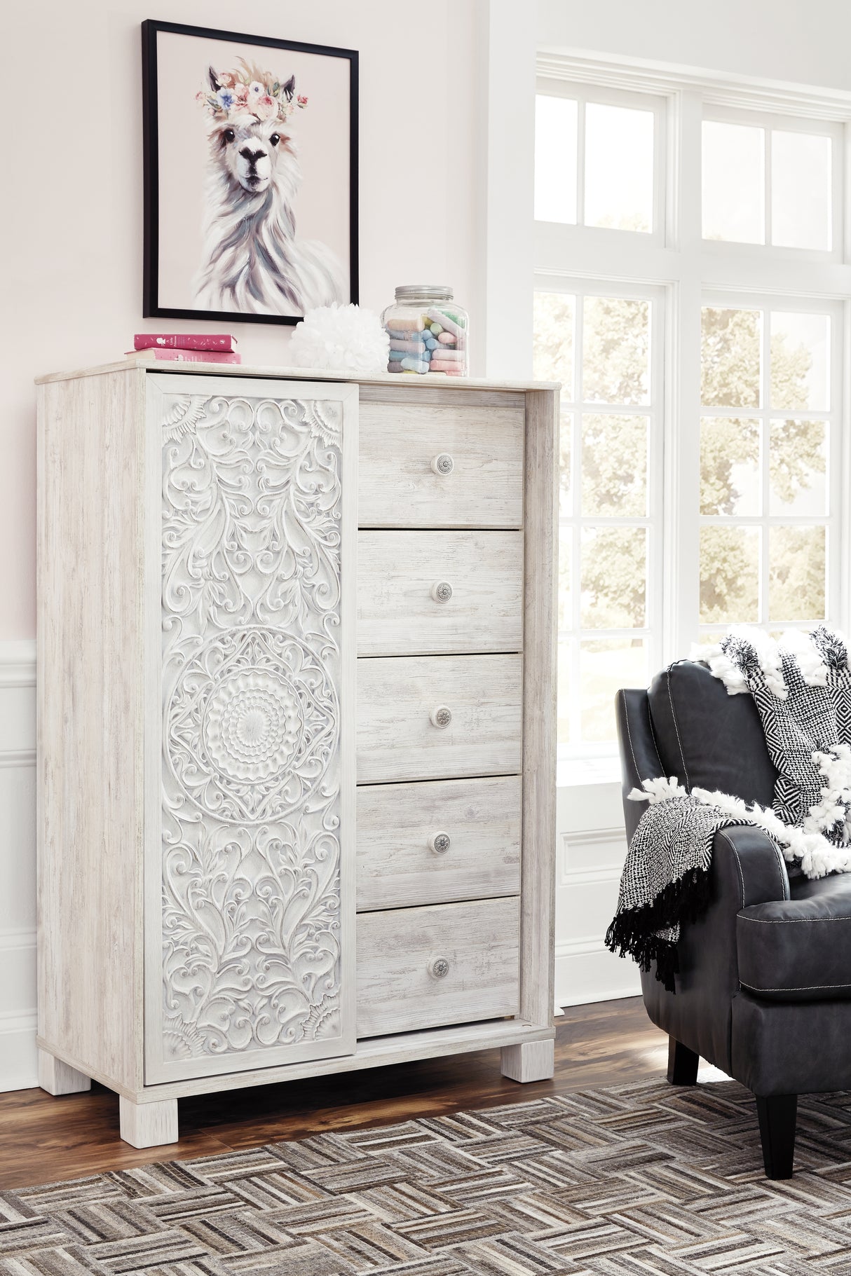 Paxberry Queen Panel Bed, Dresser and Chest from Ashley - Luna Furniture