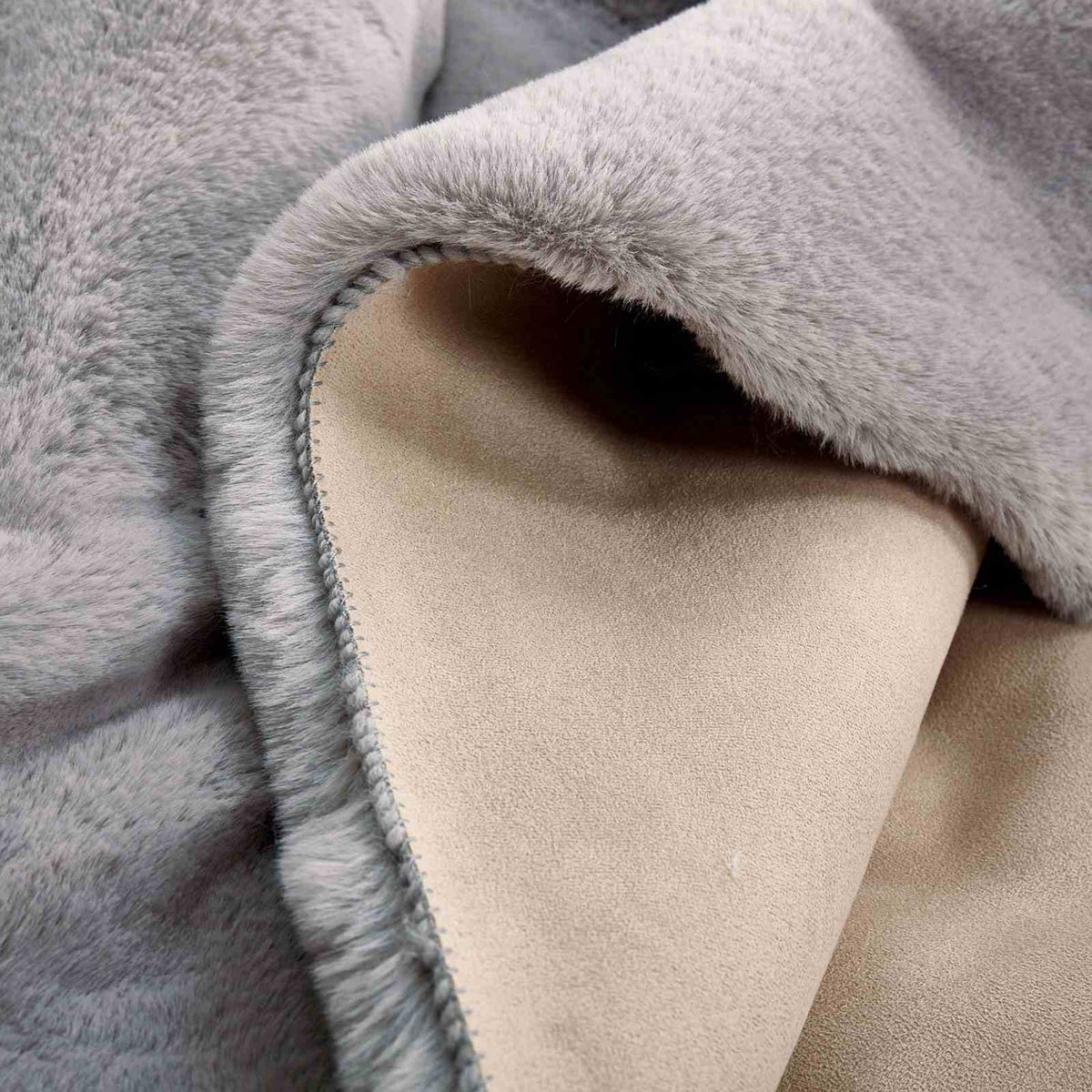 Caparica Silver Area Rug from Furniture of America - Luna Furniture