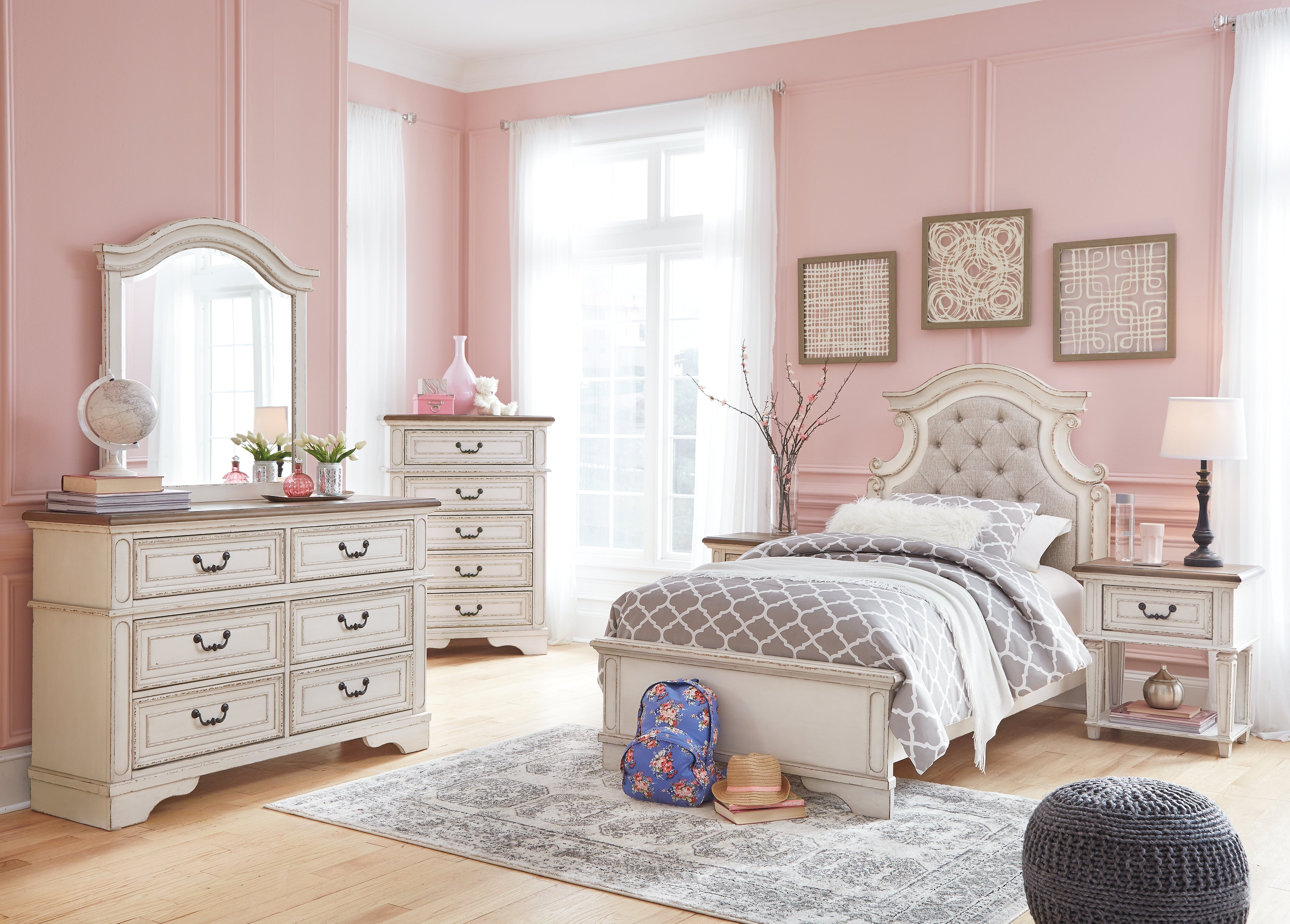 Realyn Twin Panel Bed with Mirrored Dresser, Chest and 2