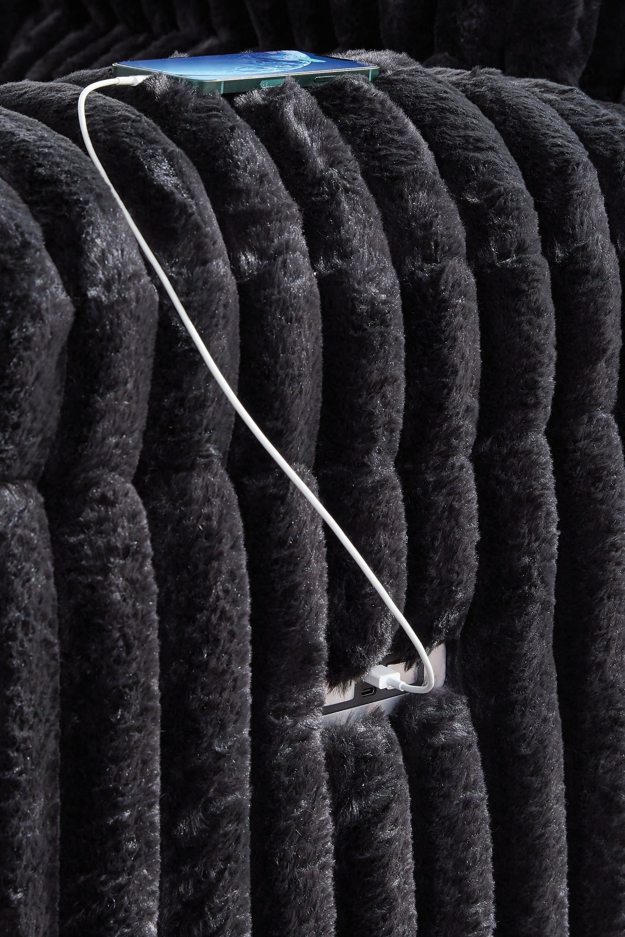 Rhine Falls Onyx Power Recliner from Ashley - Luna Furniture