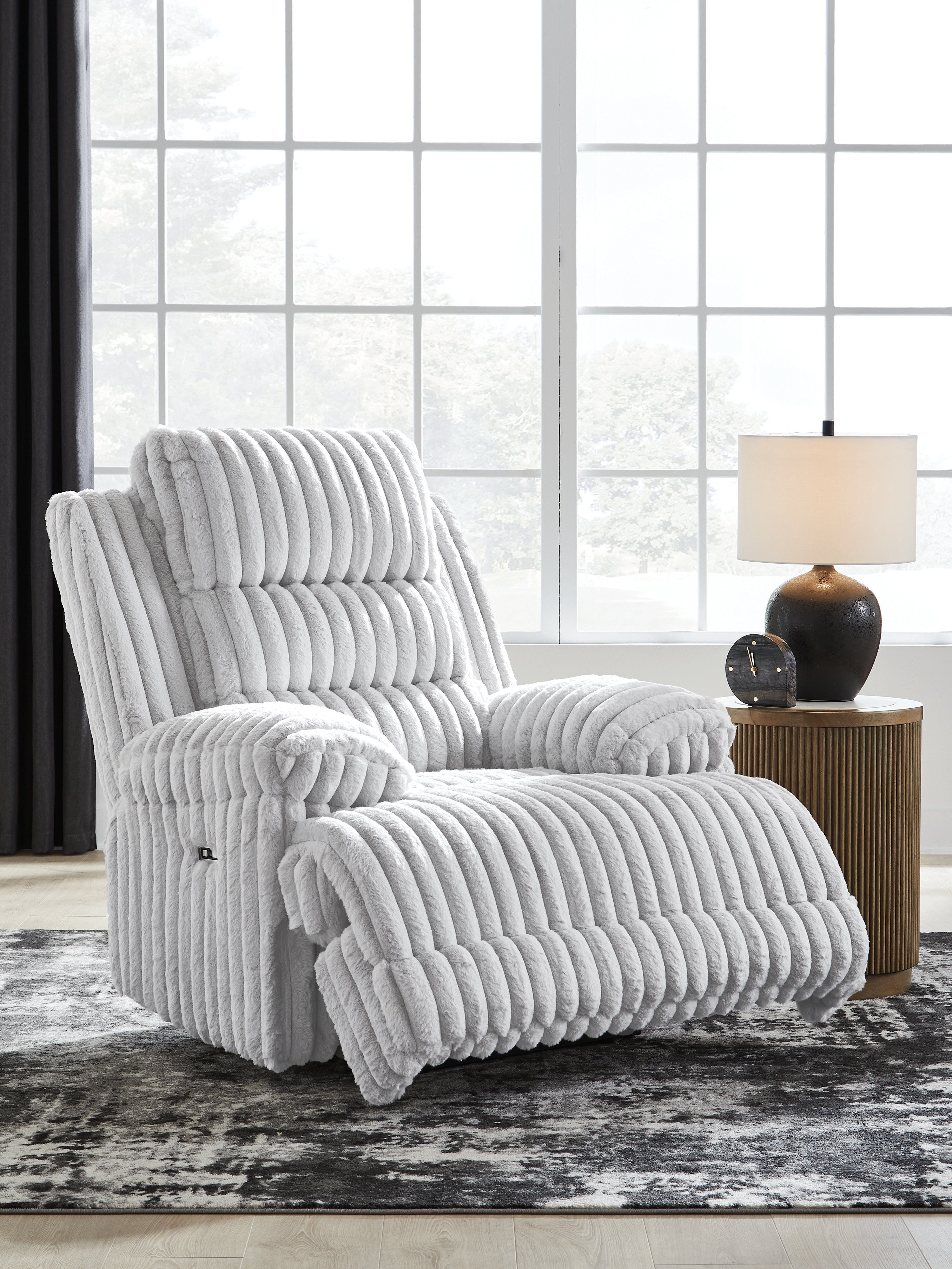Ashley Rhines Falls Alloy Power Recliner – Luna Furniture