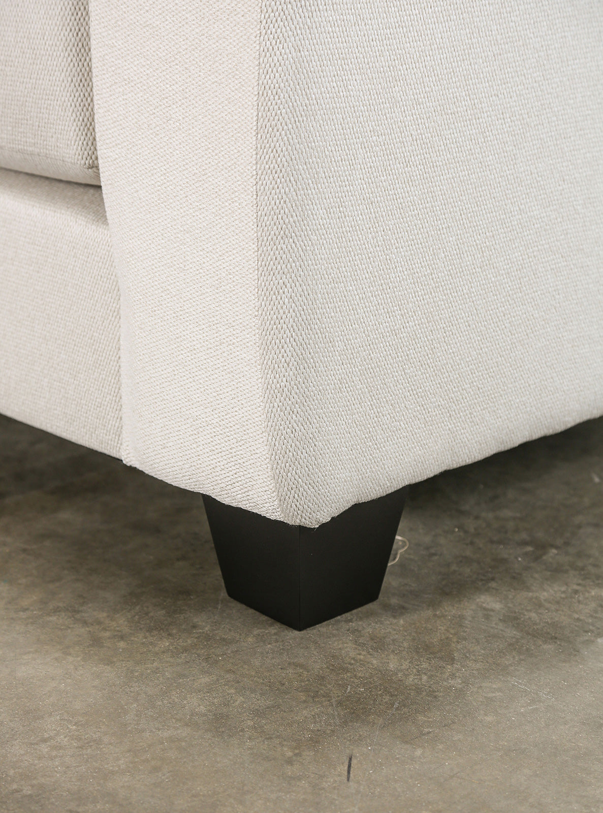 Millburn White Sectional from Furniture of America - Luna Furniture