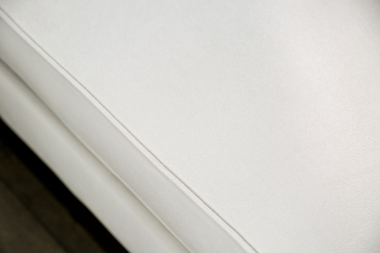 Antoinette White Loveseat from Furniture of America - Luna Furniture