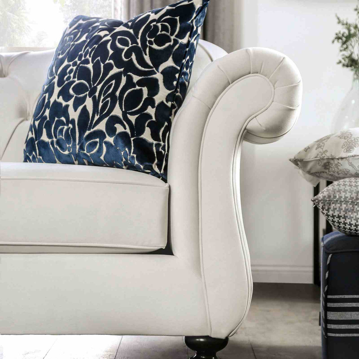 Antoinette White Sofa from Furniture of America - Luna Furniture