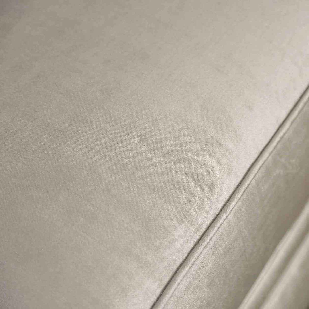 Elicia Silver/Black Sofa from Furniture of America - Luna Furniture