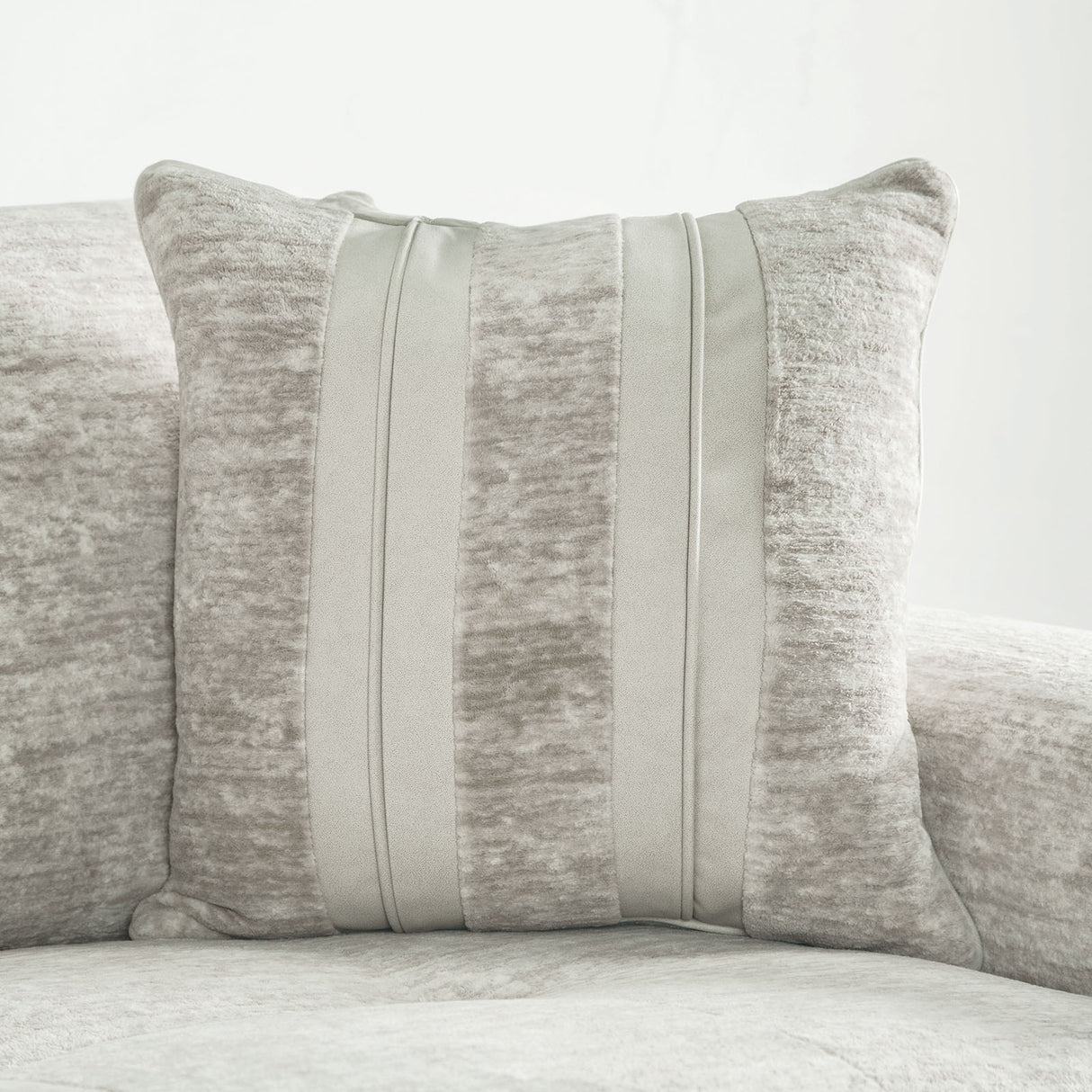 Summerset Gray Sofa from Furniture of America - Luna Furniture