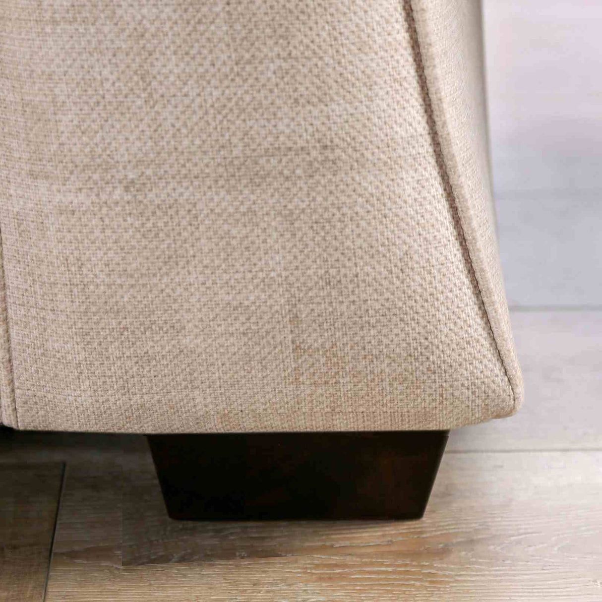 Jarrow Ivory Sofa from Furniture of America - Luna Furniture