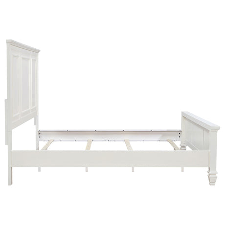Sandy Beach Cream White California King Panel Bed from Coaster - Luna Furniture