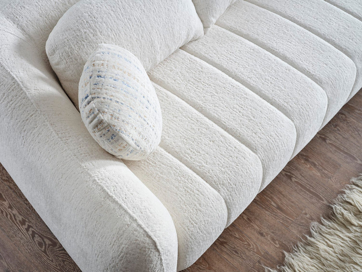 Snowy Stationary Loveseat in Cream from Furnia - Luna Furniture