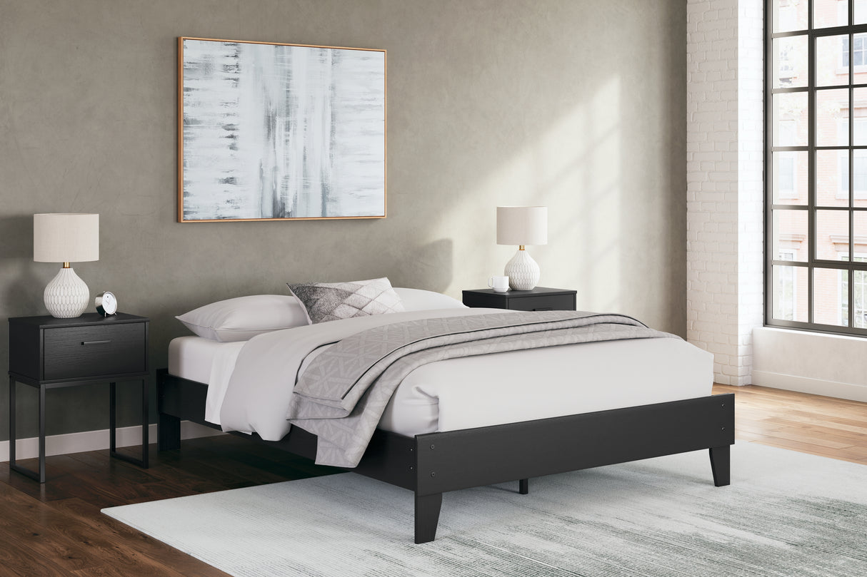 Socalle Queen Platform Bed with Dresser and 2 Nightstands in Black from Ashley - Luna Furniture