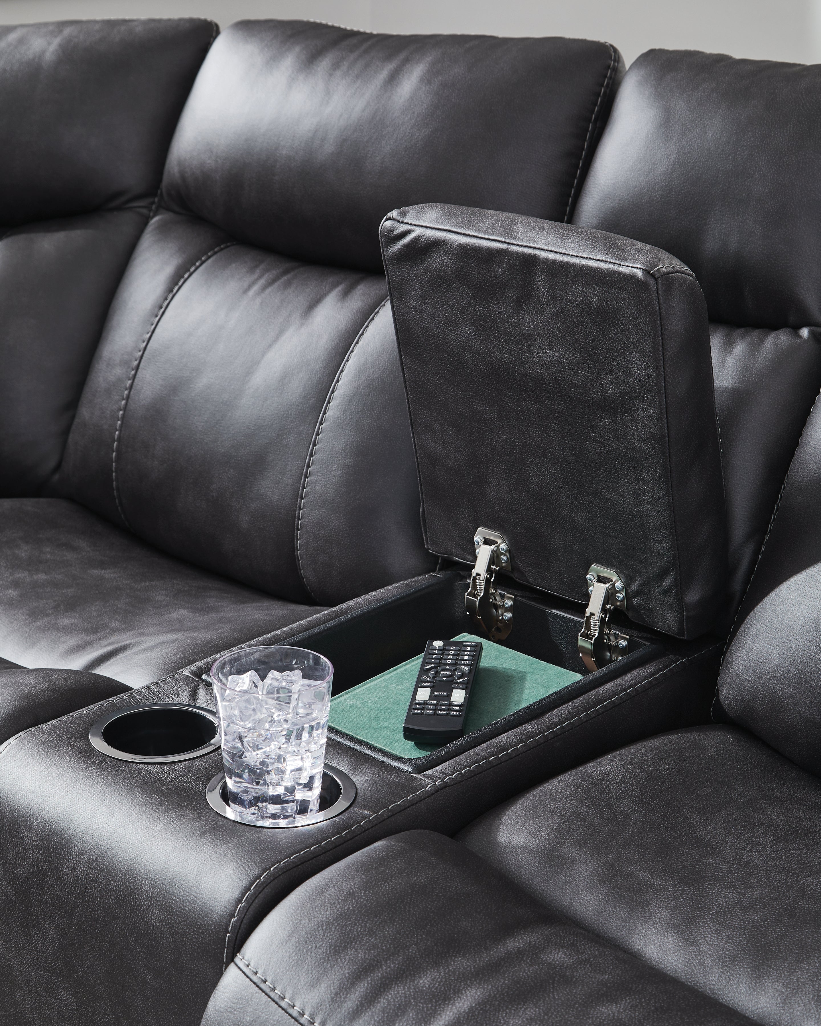 Ashley Sultan Meadow Carbon Perarrygin 2-Piece Reclining Sectional