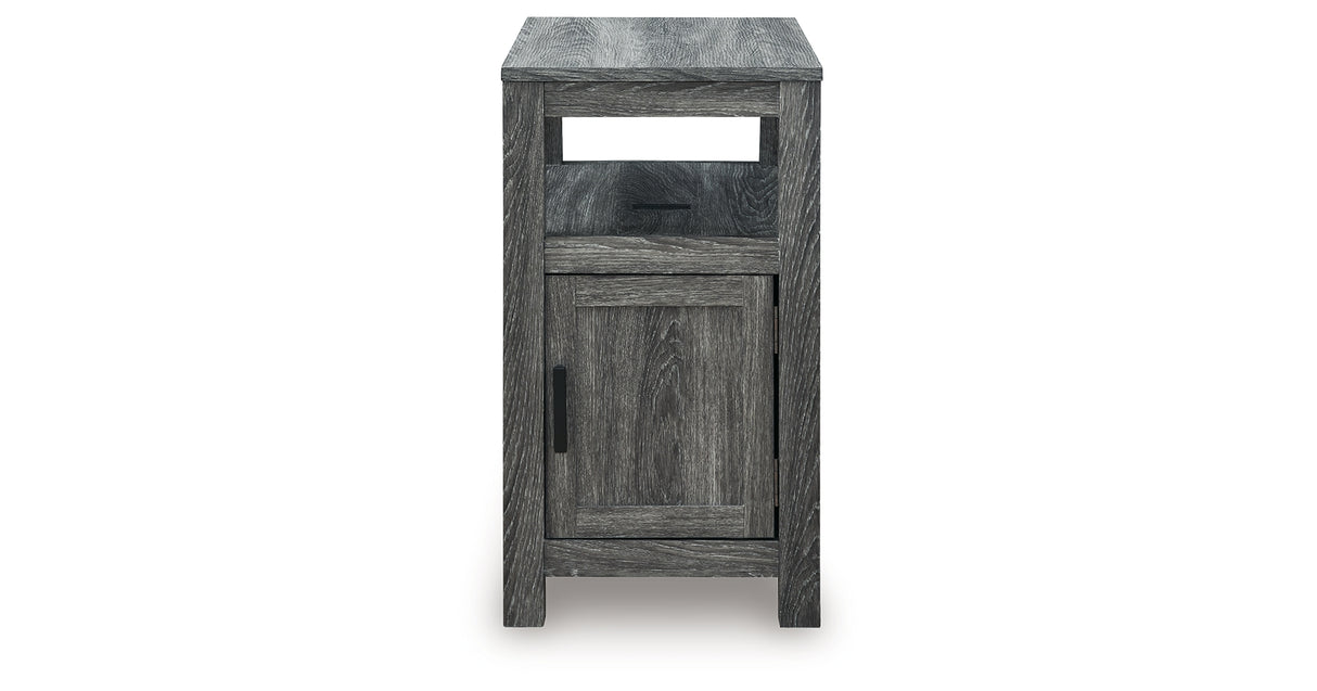 Fendenmore Two-tone Chairside End Table from Ashley - Luna Furniture