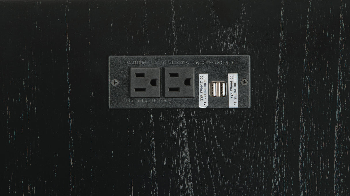 Treytown Black Chairside End Table from Ashley Furniture - Luna Furniture