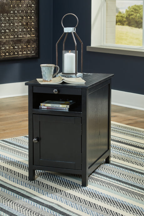 Treytown Black Chairside End Table from Ashley - Luna Furniture
