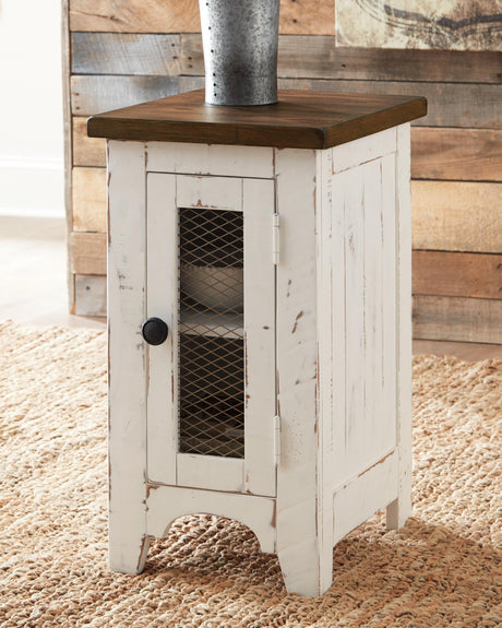 Wystfield White/Brown Chairside End Table from Ashley - Luna Furniture
