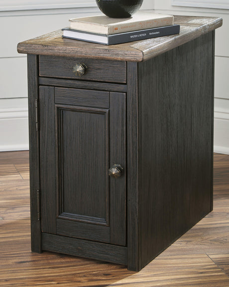Tyler Creek Grayish Brown/Black Chairside End Table with USB Ports & Outlets from Ashley - Luna Furniture