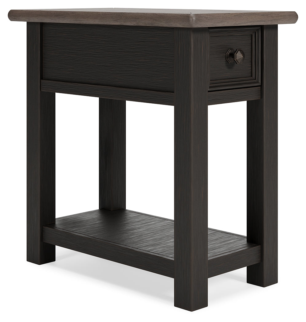 Tyler Creek 2 End Tables in Grayish Brown/Black from Ashley - Luna Furniture