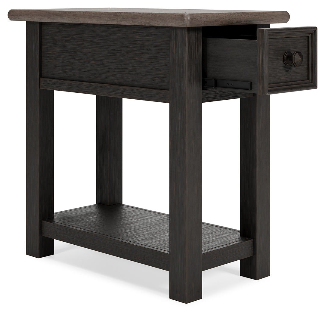 Tyler Creek 2 End Tables in Grayish Brown/Black from Ashley - Luna Furniture