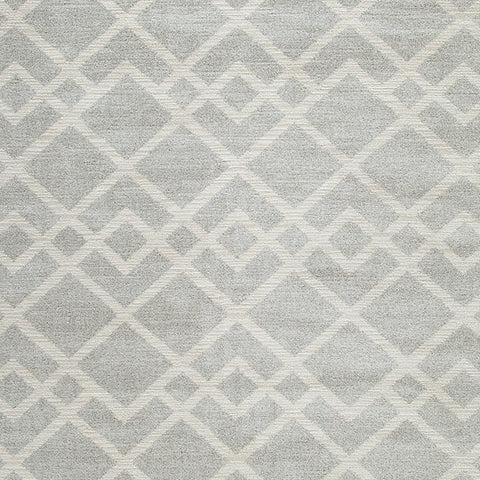 Unawick Gray/Ivory Large Rug from Ashley Furniture - Luna Furniture