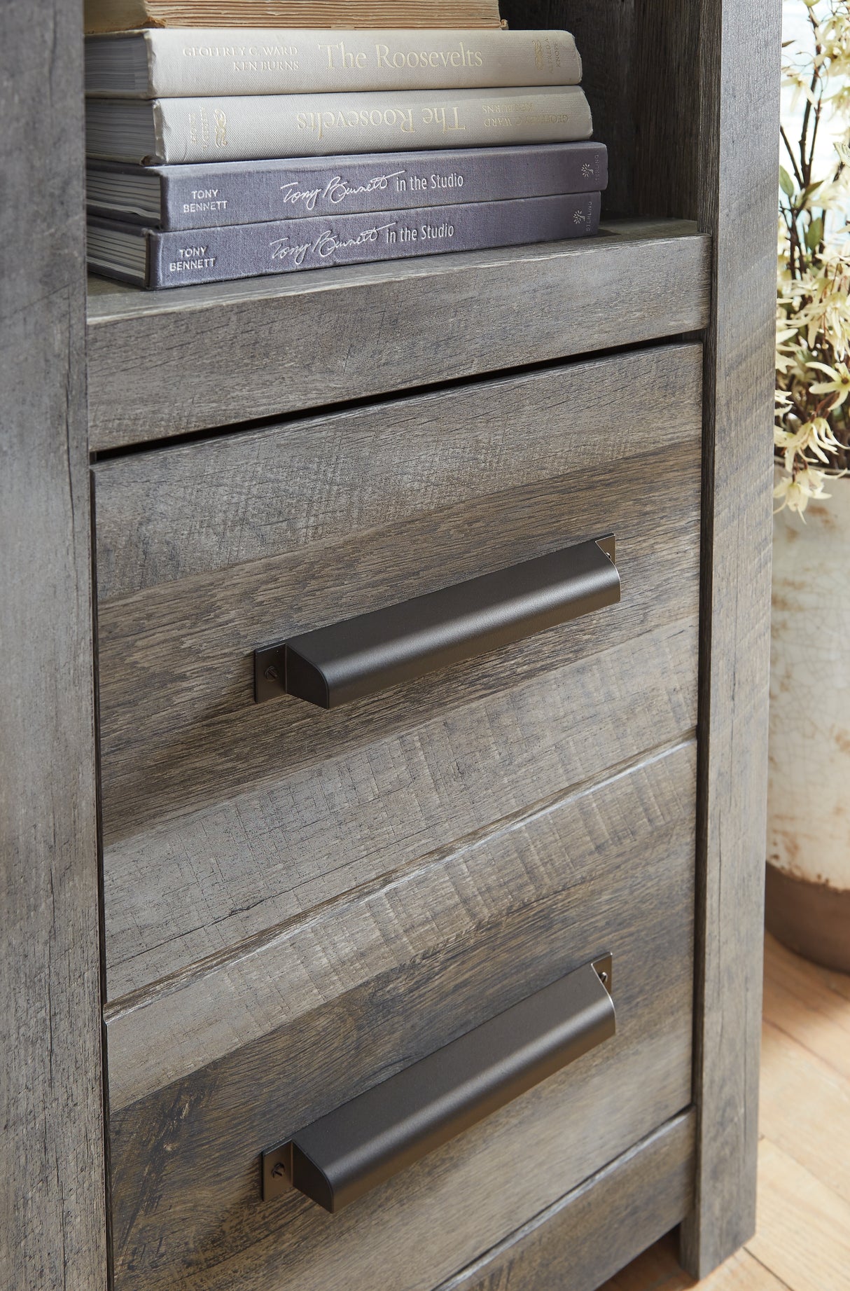Wynnlow Gray 4-Piece Entertainment Center from Ashley Furniture - Luna Furniture