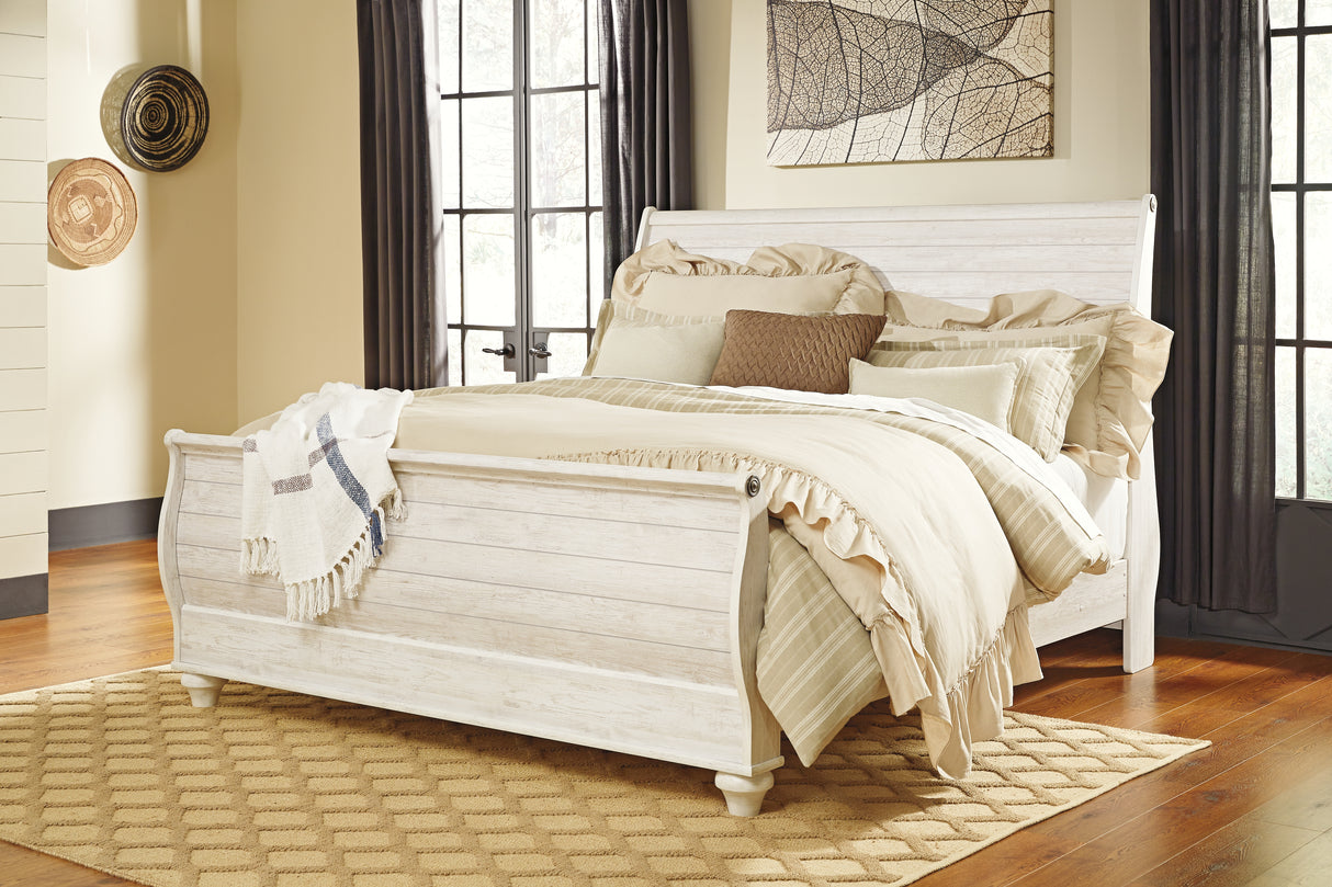 Willowton King Sleigh Bed with Mirrored Dresser and Chest in Whitewash from Ashley Furniture - Luna Furniture