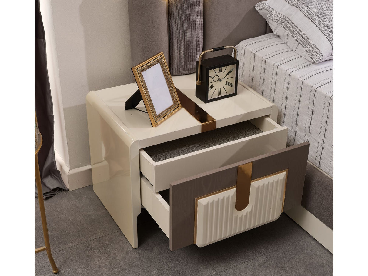 Zurich Bedroom (Queen Frame With Headboard & Dresser With Mirror & 2 Nightstand) from Furnia - Luna Furniture