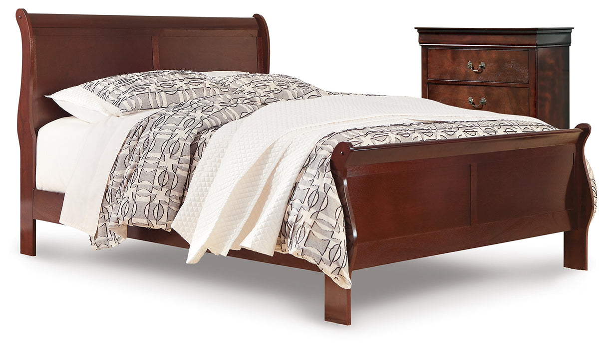 Alisdair Queen Sleigh Bed and Chest from Ashley - Luna Furniture