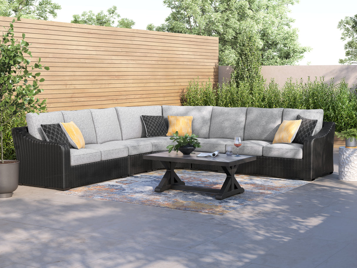 Beachcroft Black/Light Gray 5-Piece Outdoor Sectional from Ashley - Luna Furniture
