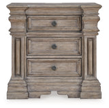 Blairhurst King Panel Bed with Mirrored Dresser, Chest and 2 Nightstands in Light Grayish Brown from Ashley - Luna Furniture