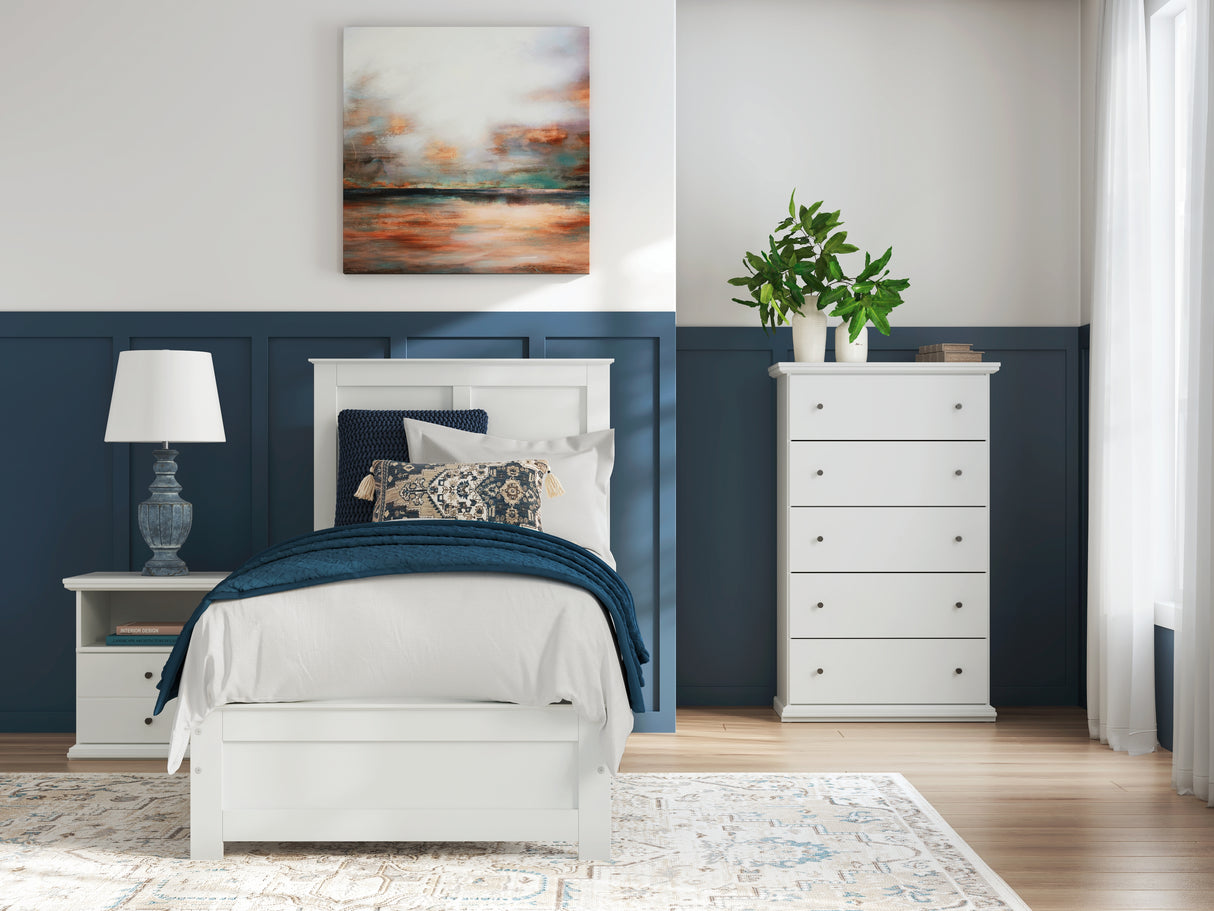 Bostwick Shoals Full Panel Bed with Mirrored Dresser, Chest and Nightstand in White from Ashley - Luna Furniture