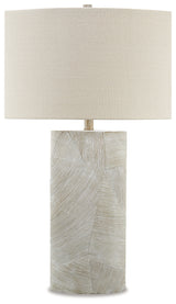 Bradard 2-Piece Table Lamp Set in Brown from Ashley - Luna Furniture