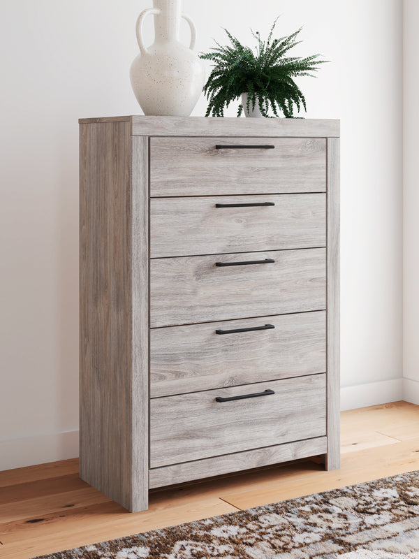 Broachmyn Gray Chest of Drawers