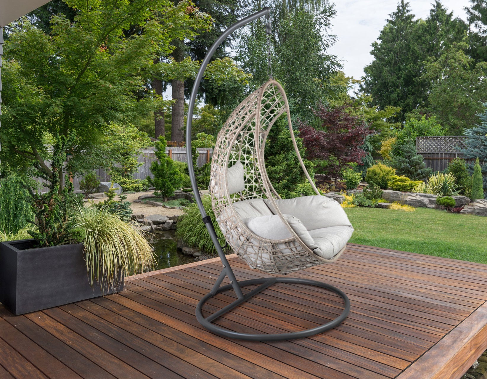 wicker basket chair outdoor