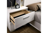 Carlie White 5-Piece Queen Bedroom Set