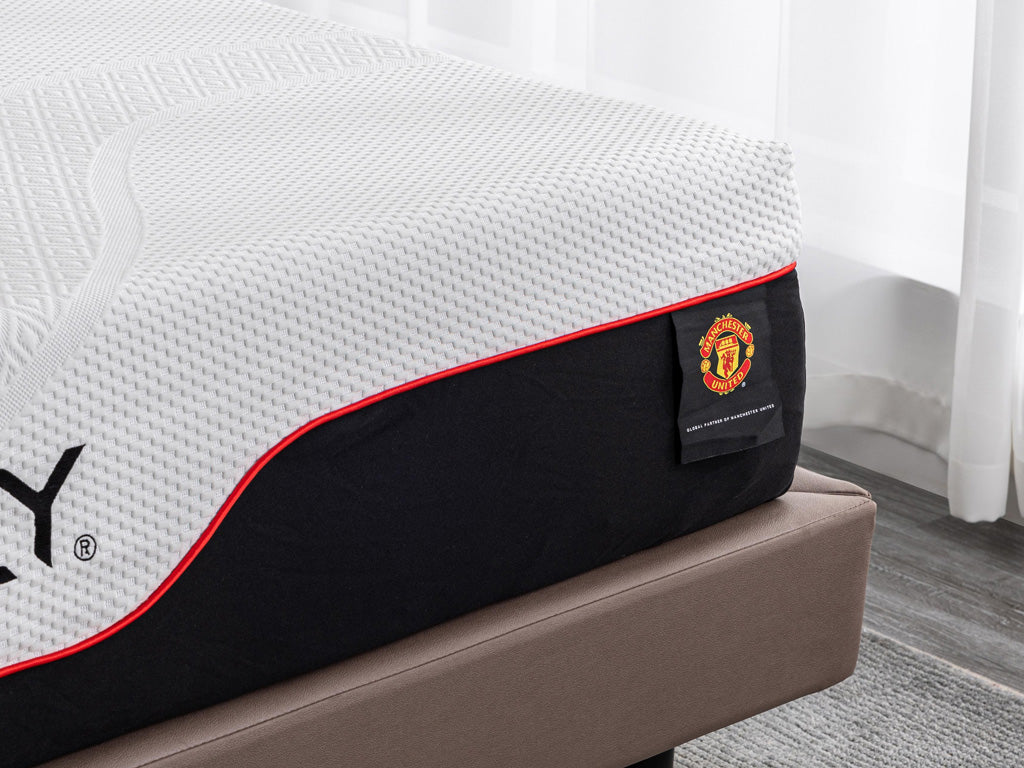 Manchester United Dream White King Memory Foam Mattress