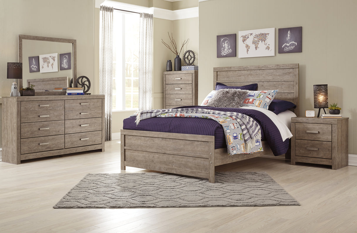 Culverbach Full Panel Bed with Mirrored Dresser, Chest and 2 Nightstands in Gray from Ashley - Luna Furniture