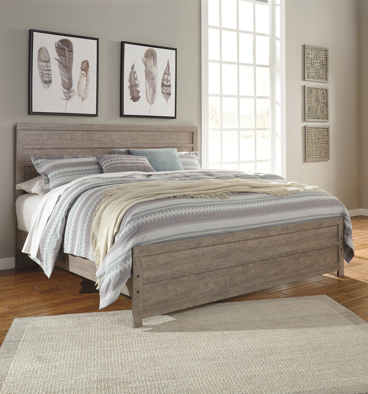 Culverbach King Panel Bed with Dresser in Gray from Ashley - Luna Furniture